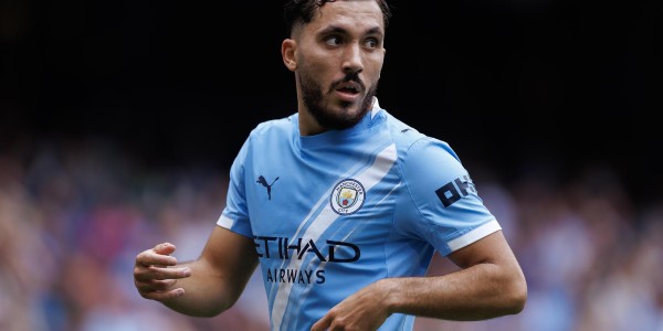 “自由风格”曼城“娱乐家”谢尔基被比作纳斯里和塔拉布特