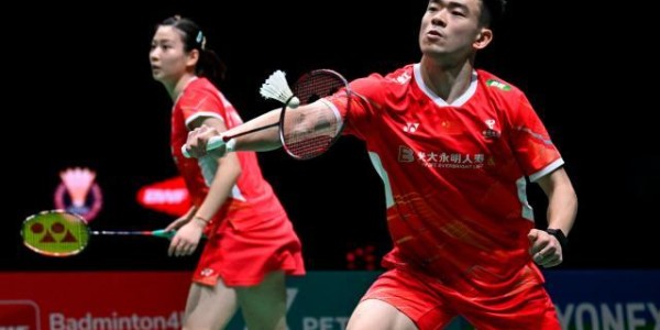 333体育|电竞-官方网站-“雅思”、李诗沣意外败北，四强争夺战有冷门有惊喜